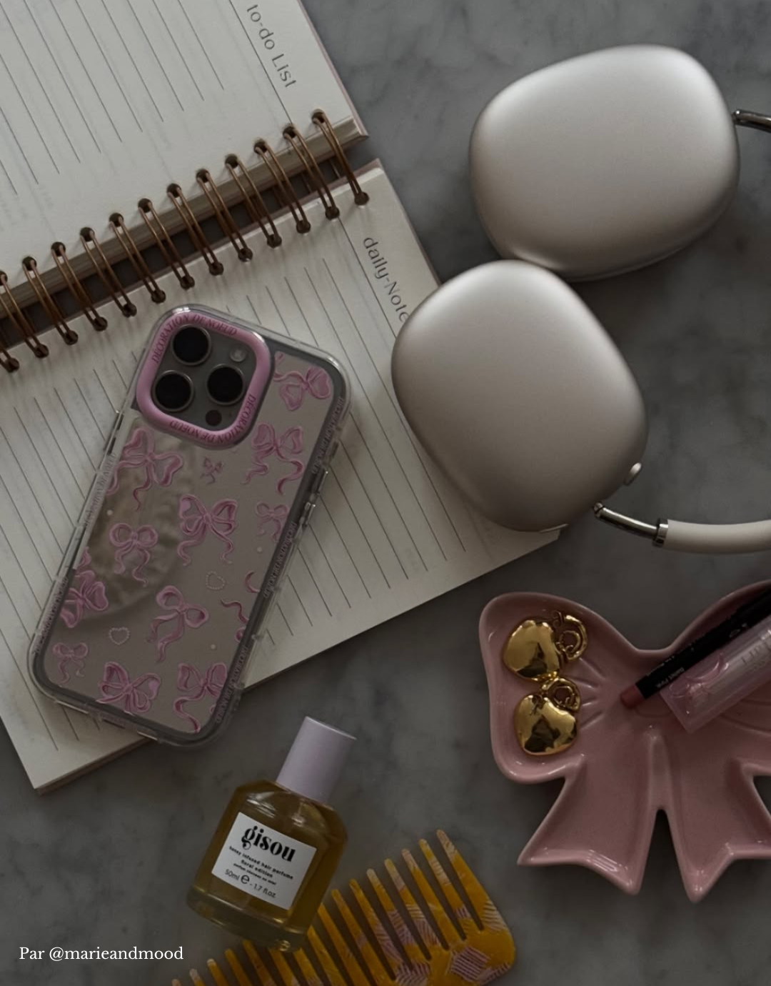 Planner Unile utilisé par Marieandmood pour organiser son quotidien et structurer ses journées